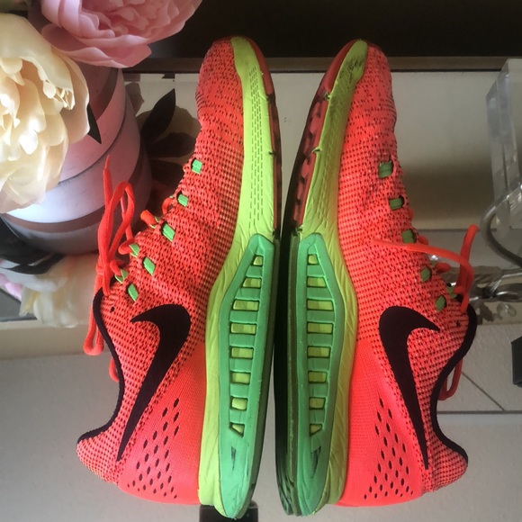 Nike Men's Air Zoom Structure 19 Running Shoes-Crimson/Volt/Black - Picture 5 of 13